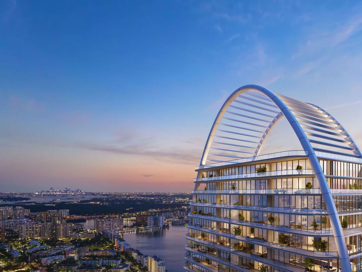 تصوّر معماري لمشروع The St. Regis Residences, Sunny Isles Beach — صورة 1 من 6