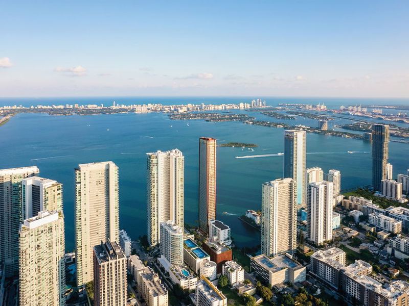 تصوّر معماري لمشروع Villa Miami — صورة 2 من 6